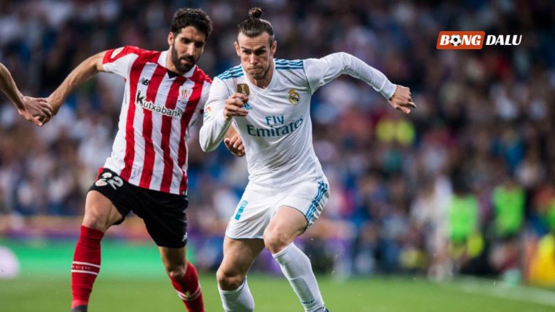 Giải Đáp: Liệu Có Nên Đầu Tư Vào Cá Độ Bóng Đá?